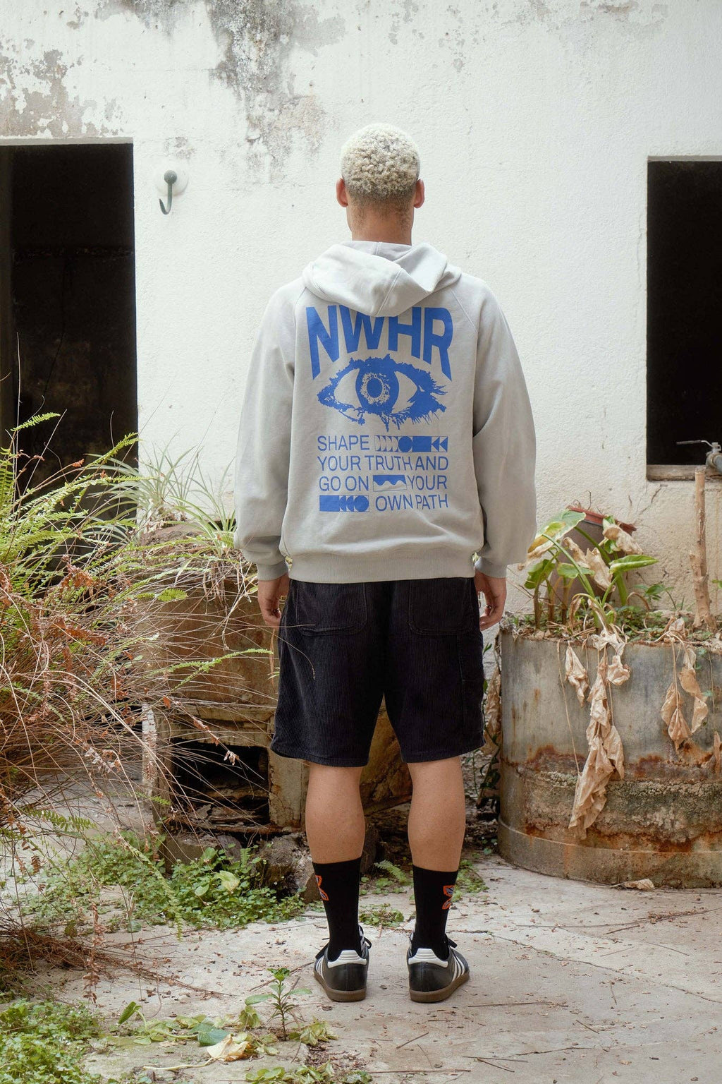 Eye Zipper Sweatshirt