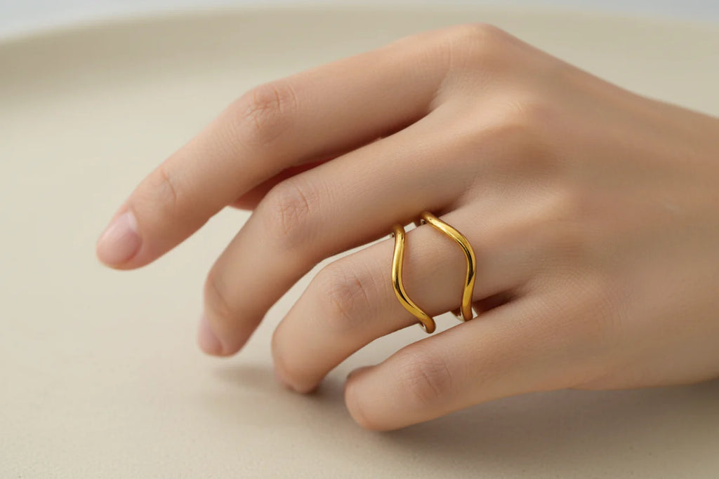 Ring - Wavy