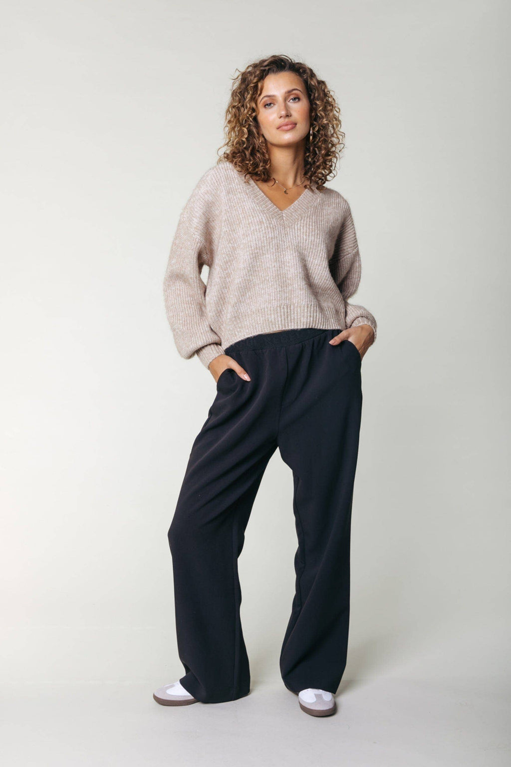 Feline broek met rechte pijpen | Zwart