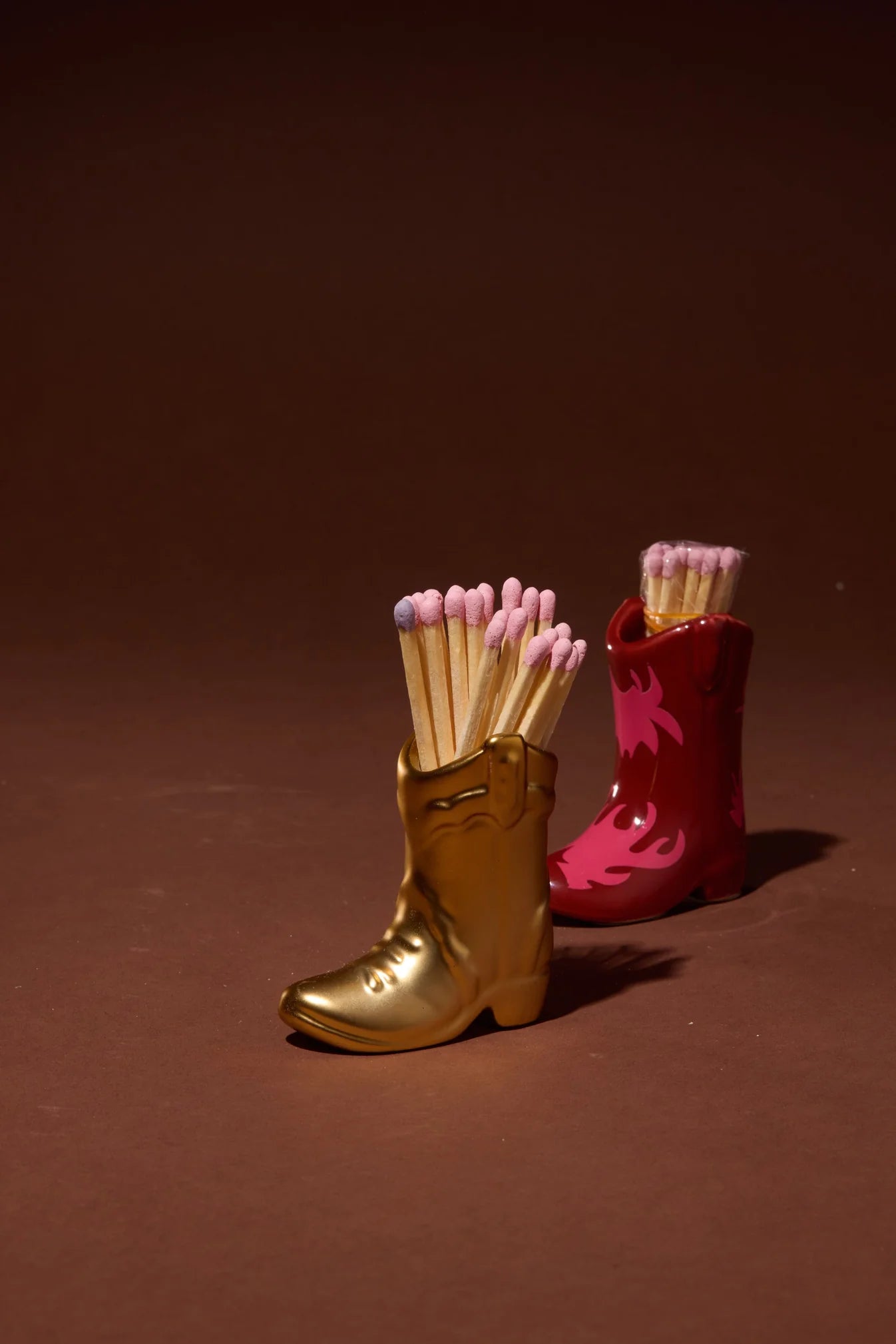 Nashville Ceramic Boot Match Holder (25 Pcs) - Red & Pink