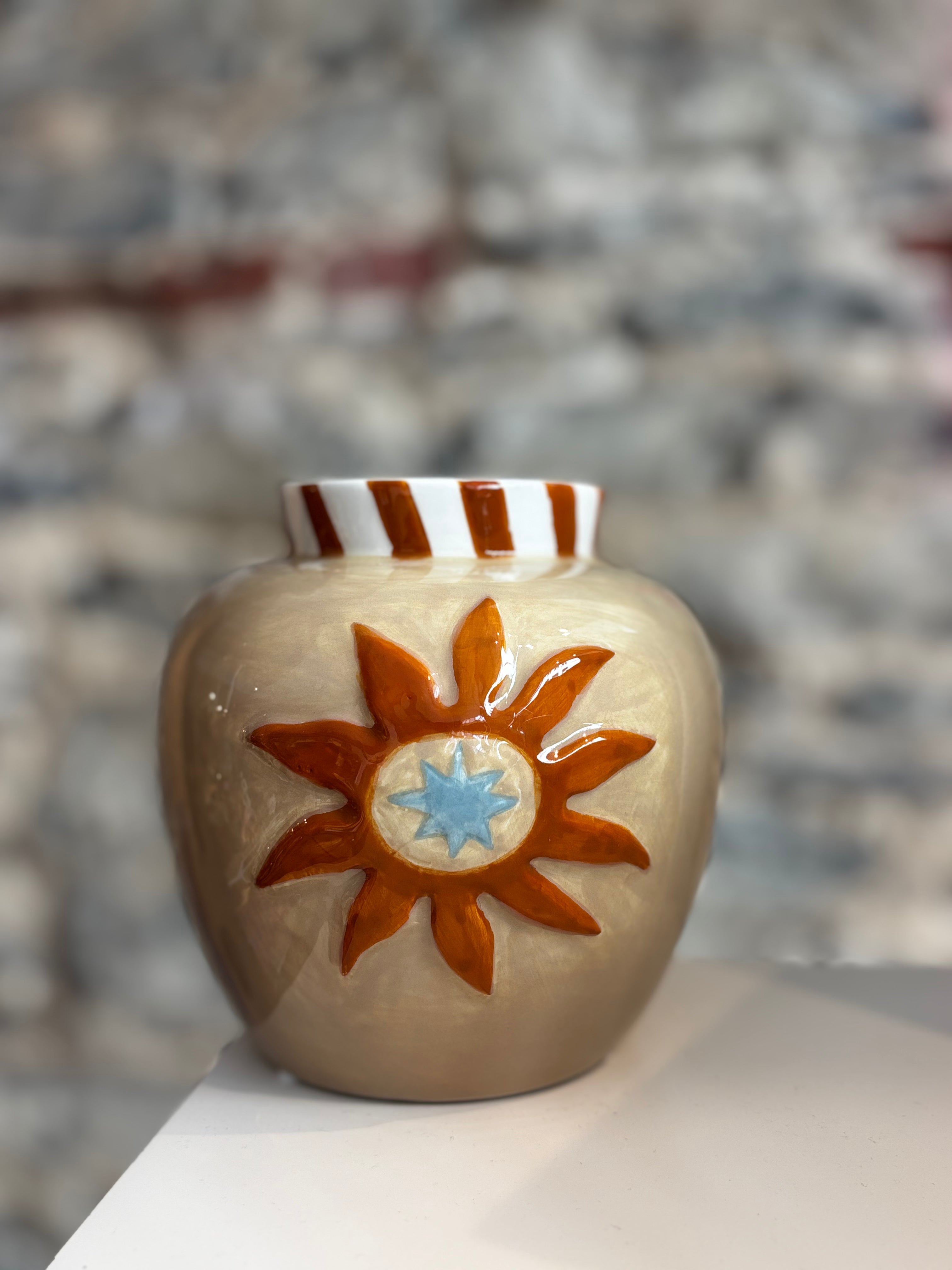 Zonnevaas beige