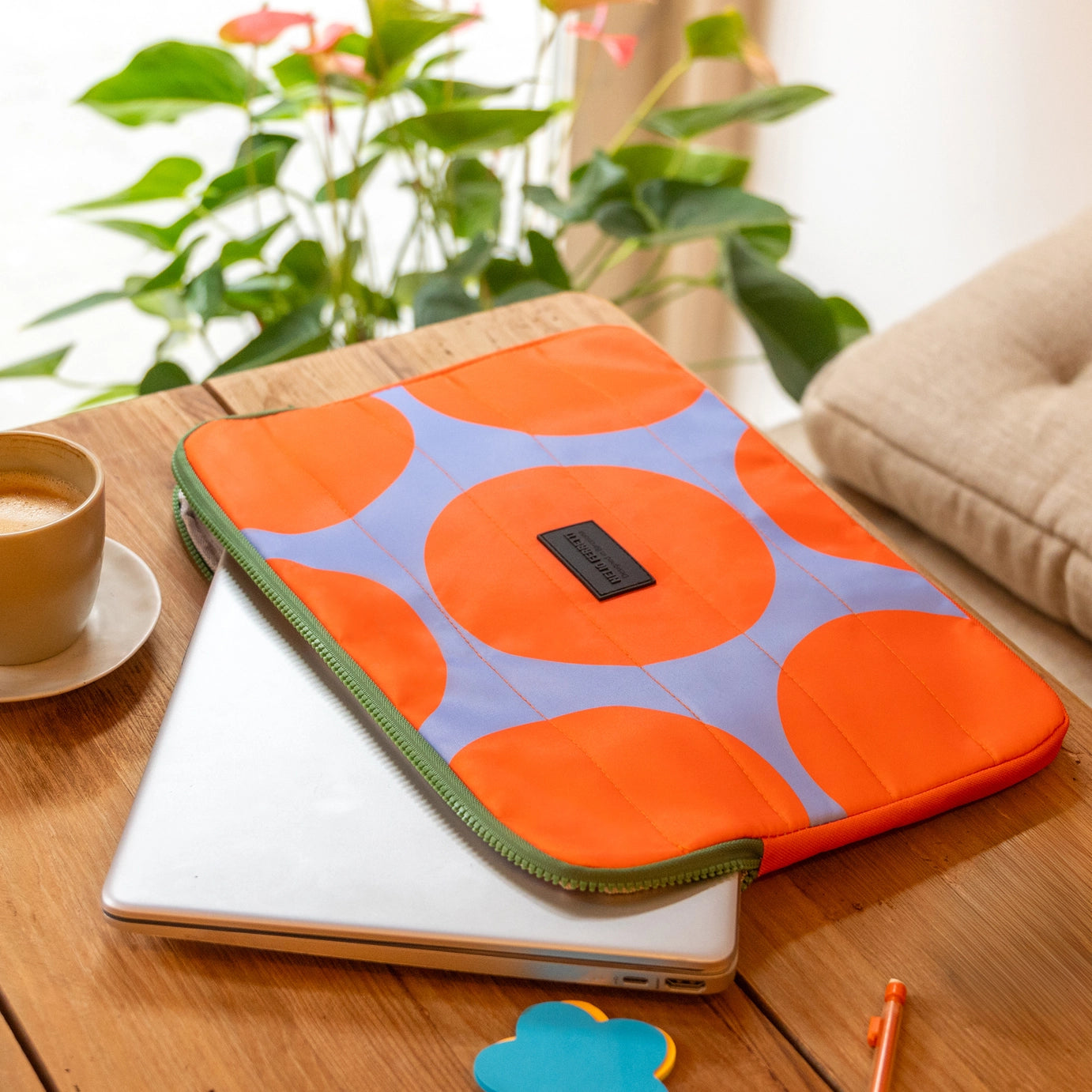 Laptophoes