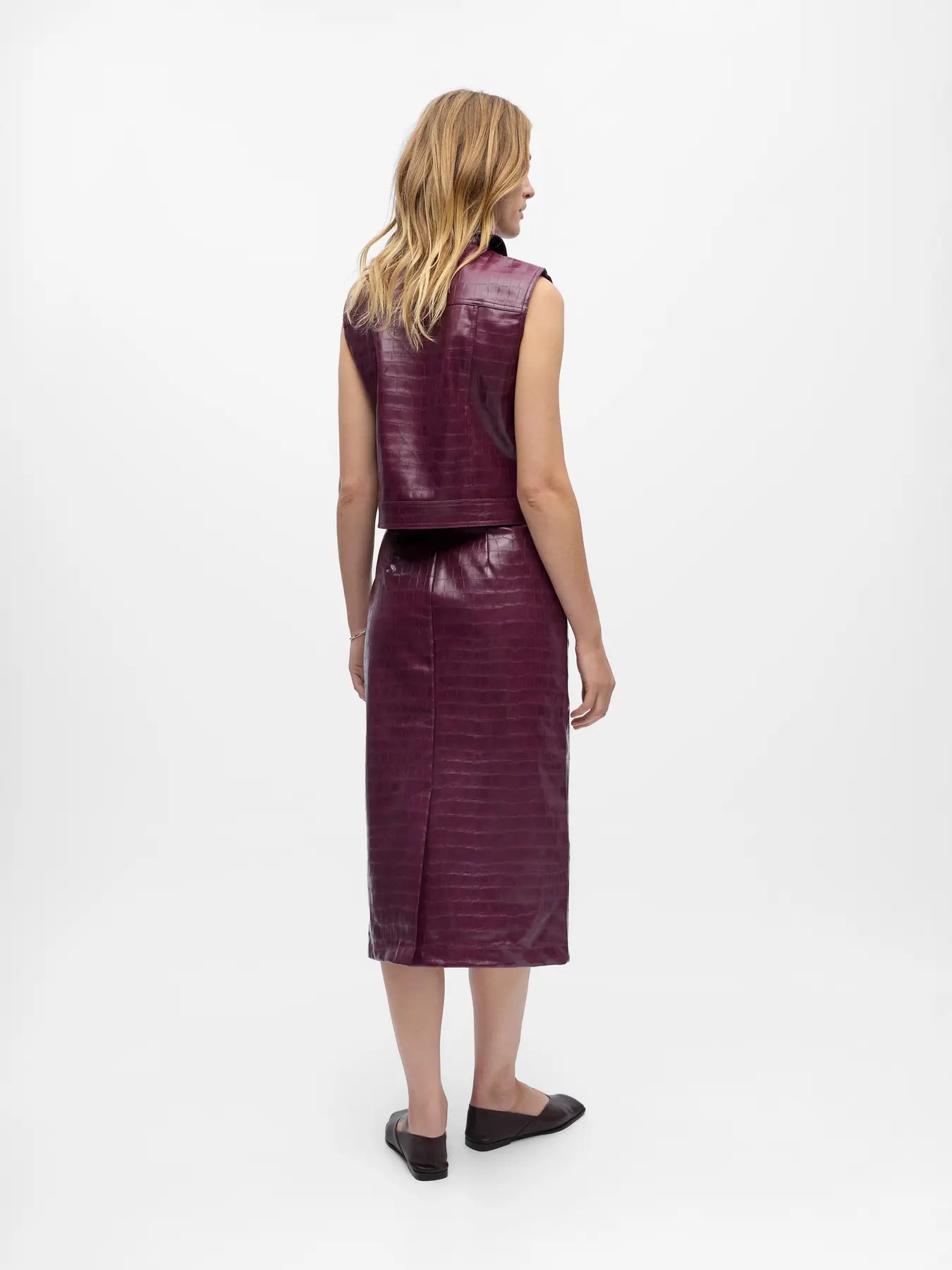 Object Sleeveless Waistcoat - Mauve Wine